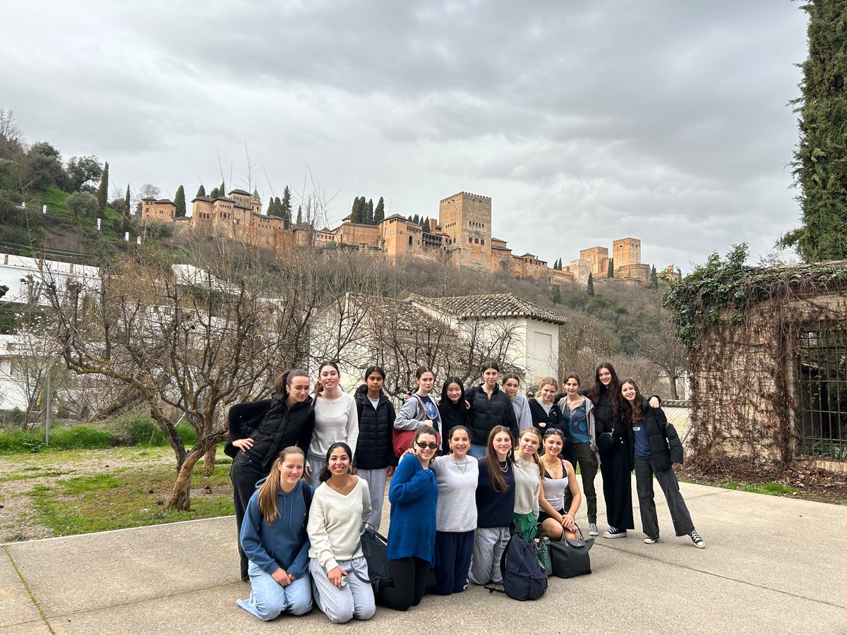 We are back home after a fabulous trip to Granada. Bravo to our wonderful Y10, Y11 and Y12 Spanish students for their good humour, kindness and resilience. As always, you did @WimbledonHigh proud! 🤓😎