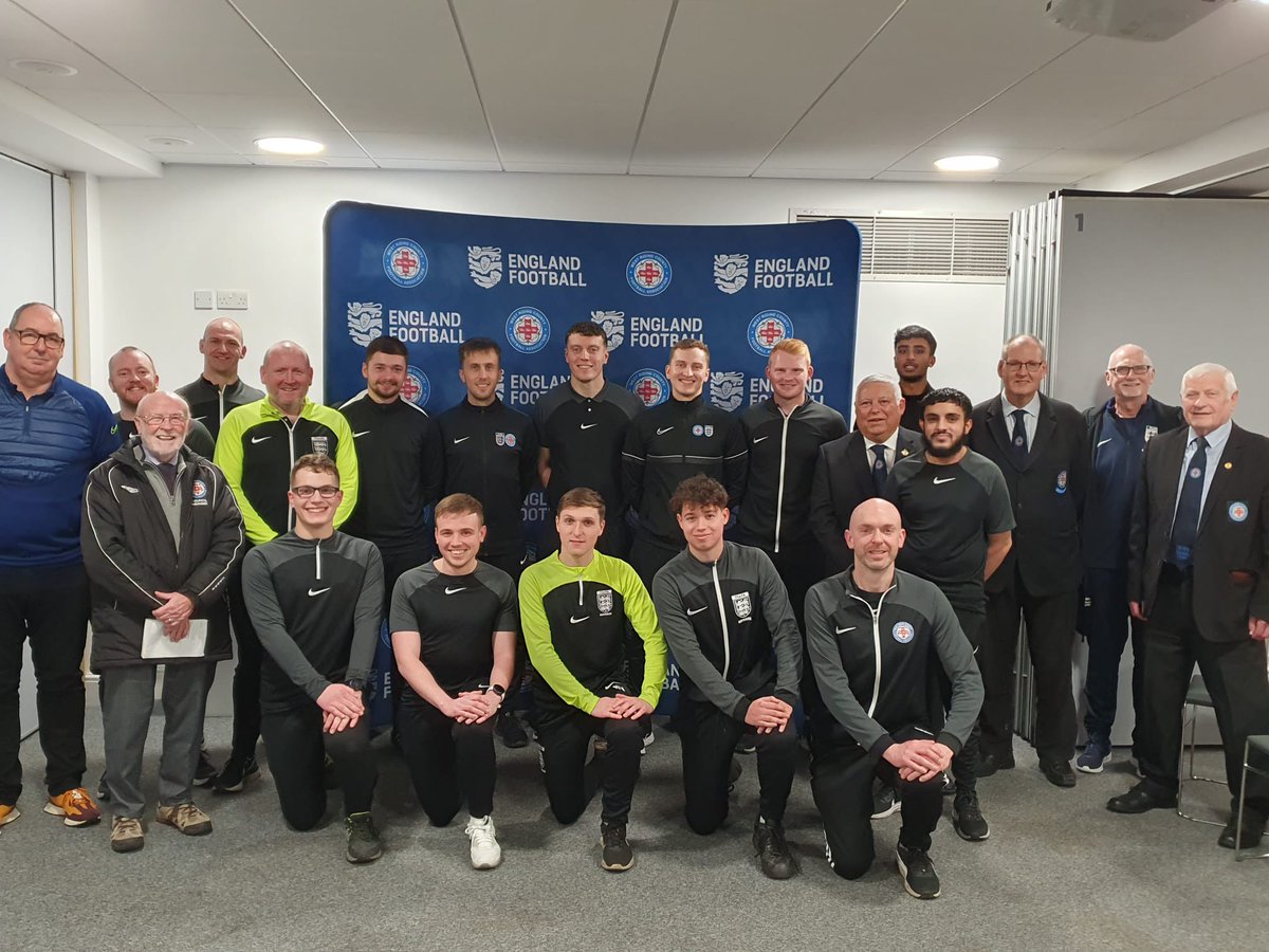 Developing our referees in @WestRidingFA involves a lot of people giving up their time. We were joined this evening by the Referee Working Group who are hugely supportive of what we do. Thanks for your support! @FARefereeing @RefsAssociation #football #referee
