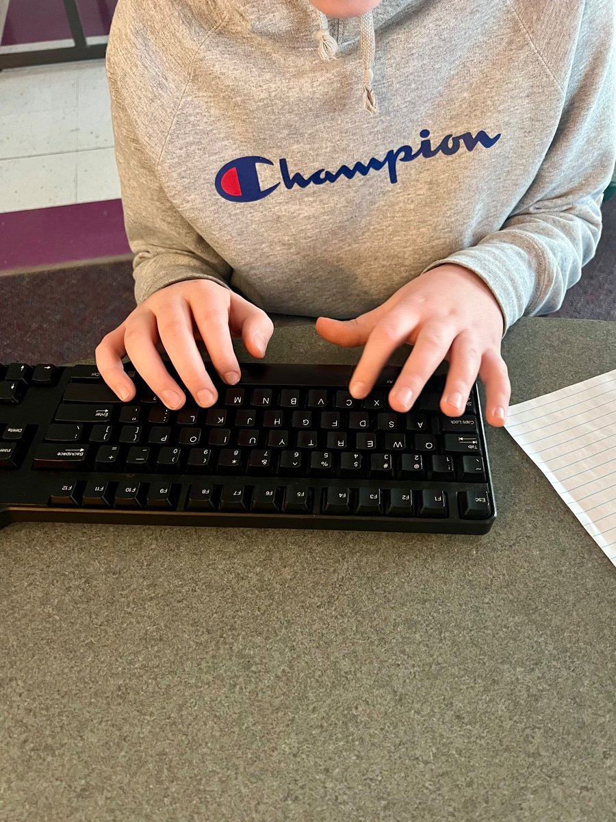 We took a multi-tasking, multi-sensory approach to practicing our word list today! 
#everykideveryday
#thecrestwoodway
#reddevilpride