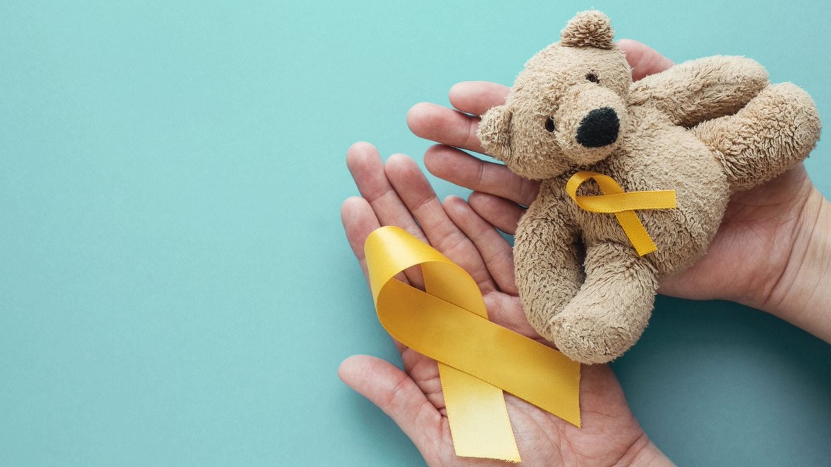 #15Feb  Día Internacional del Cáncer Infantil.  Este día tiene como objetivo sensibilizar y concientizar sobre la  importancia de los desafíos a los que se enfrentan los niños y  adolescentes y sus familias.@