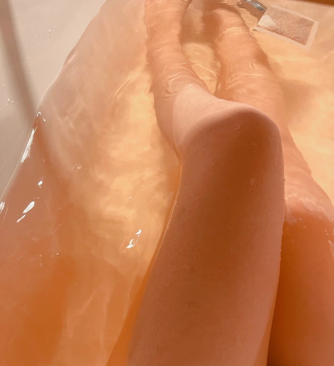 MfoedMore's tweet photo. Create a pleasant scent that leaves the body🚿🛀 https://t.co/p5XrZRvoxv