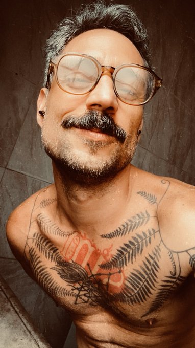 cabelinho novo e cara de bom mo&ccedil;o&hellip; https://t.co/jTYJxeQ57P<a href="/tag/sex"class="tags"><span>#sex</span></a><a href="/tag/porn"class="tags"><span>#porn</span></a><a href="/tag/sexyhot"class="tags"><span>#sexyhot</span></a><a href="/tag/pornobr"class="tags"><span>#pornobr</span></a>