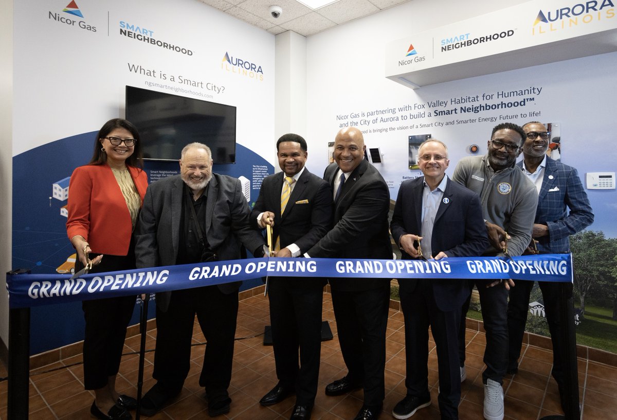 We’re excited to announce the grand opening of the Smart City exhibit at the City of Aurora’s City Hall. The educational exhibit spotlights the new Smart Neighborhoods™ collaboration between Nicor Gas, @FV_Habitat and the @CityofAuroraIL.