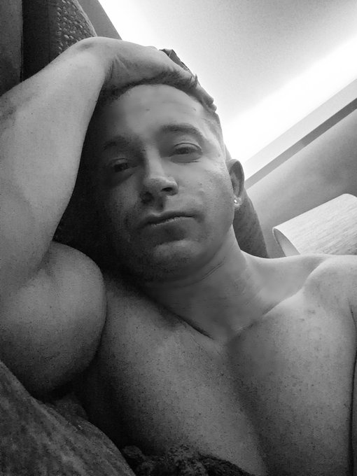 Rawr 🙃 https://t.co/hE4aVMbG5H<a href="/tag/blessed"class="tags"><span>#blessed</span></a>