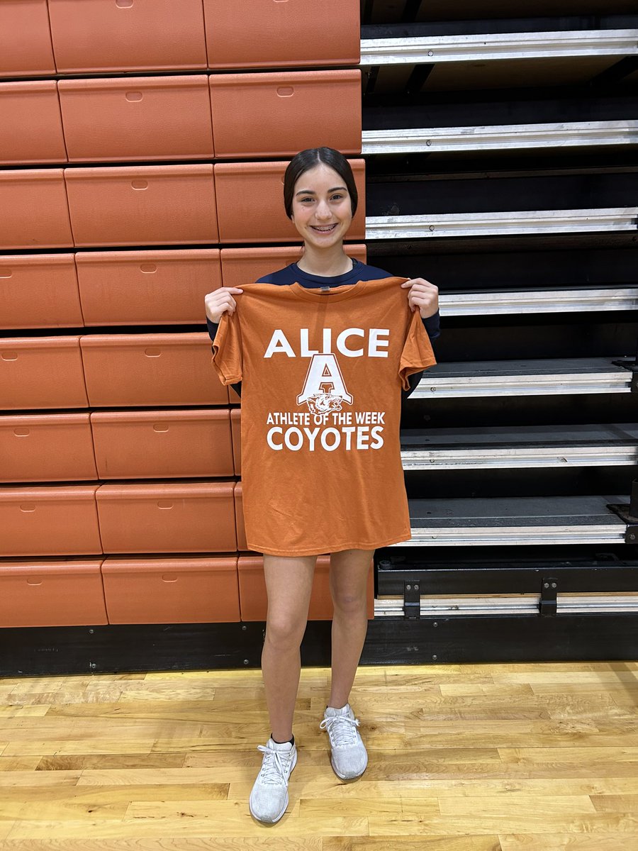 Congratulations to our Alice ISD Athletes of the Week!
JH Female: Mia Ruvalcaba (8th Grade)
JH Male: Wiley Fox (8th Grade)
HS Female: Addison Anzaldua (JV Soccer)
HS Male: Zander Urrutia (Varsity Soccer &amp; State Swim Qualifier)
Great job, we are proud of you!!!