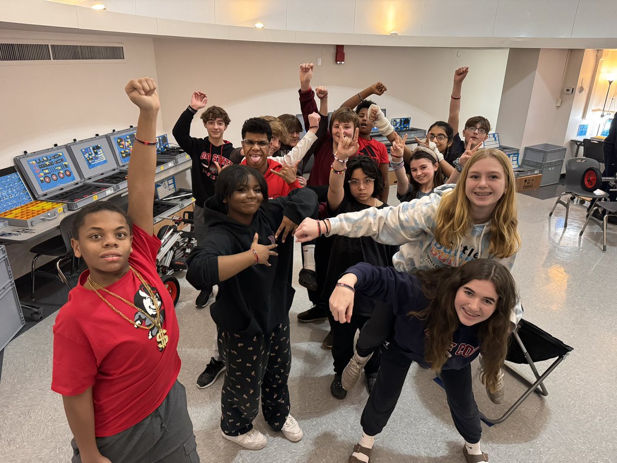 kmdunlap's tweet photo. A few more. 🥰 #FPwarriorsofstrength @FPSchools https://t.co/5aZAw9wuNq