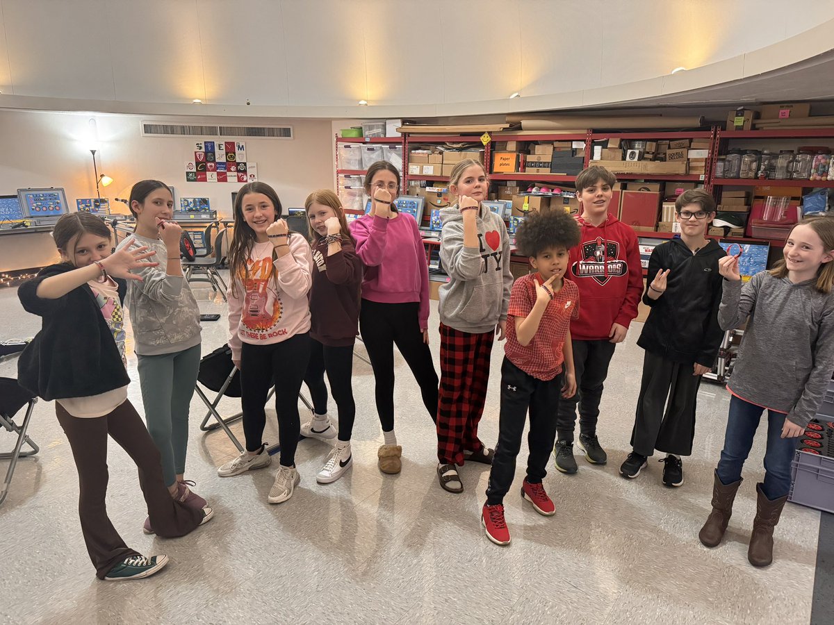 kmdunlap's tweet photo. A few more. 🥰 #FPwarriorsofstrength @FPSchools https://t.co/5aZAw9wuNq