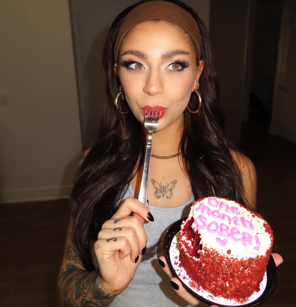 Andrea Russett tweet media