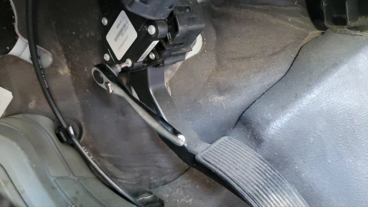 backwoodsdiy's tweet image. @SunexTools S2 Bit set, ready to work #Sunextools #Toolsofthetrade #diy #newtools #tradesman #mechanic