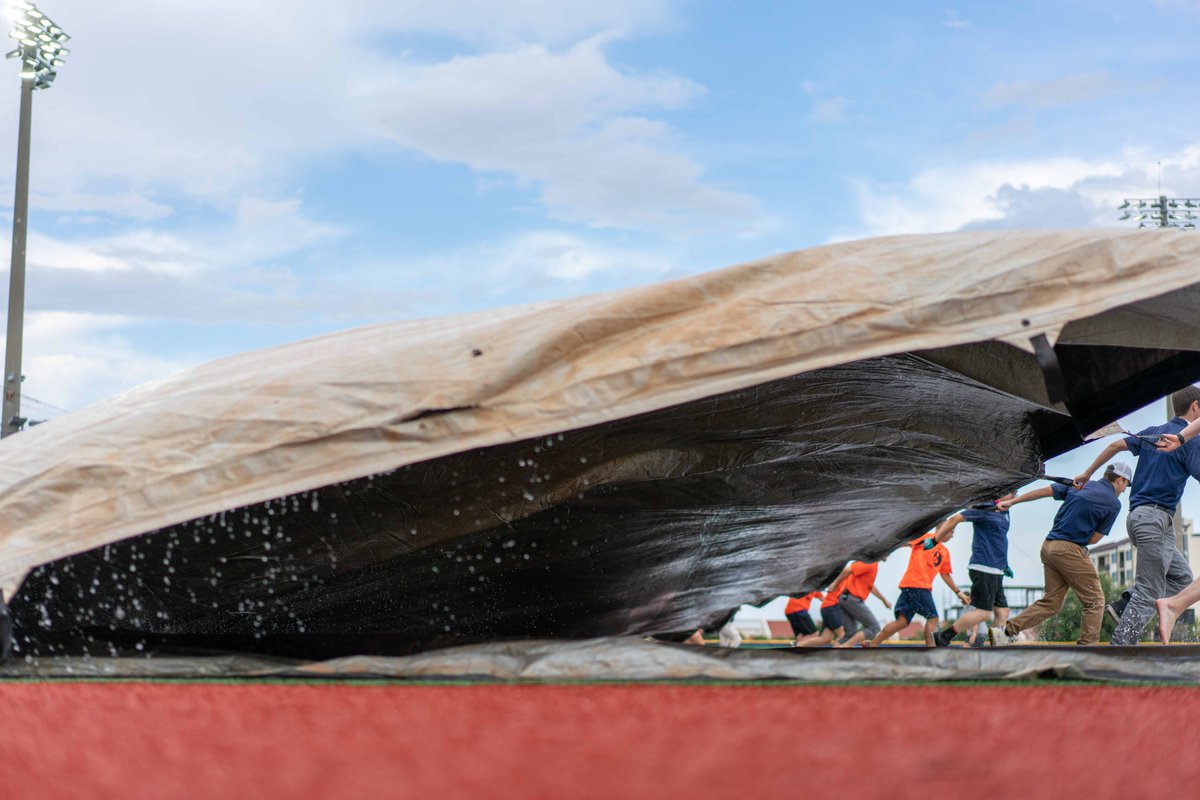 We're down to eight finalists in our Blue Wahoos Stadium Tarp Giveaway Contest. And we want your input!

Watch the submissions at the link below, and vote for your favorite! The poll closes February 22 at 2:22.

milb.com/pensacola/news…