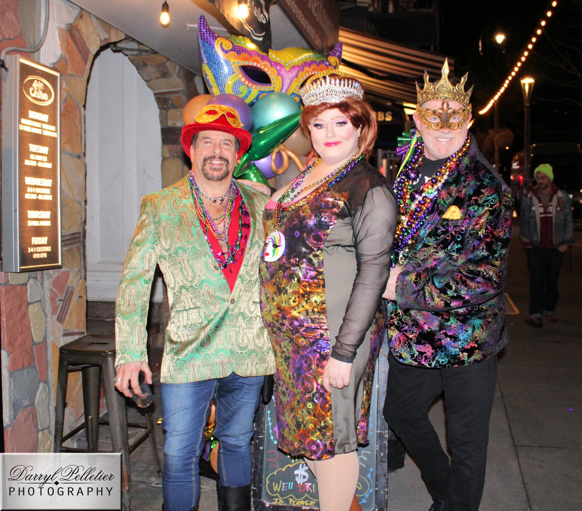 LGBTPhotoGuy's tweet image. At @440Castro for the start of @krewedekinque #MardisGras #barcrawl in the #CastroSF with the #kingandqueen and founder @GaryVirginia   For more photo's, please visit my website at DarrylPelletierPhotography.com  #kdk #krewedekinque #mardisgras2024 #mardisgrasbarcrawl