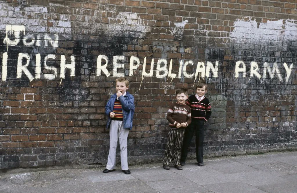 dcsandbrook's tweet photo. Morning. A dramatic climax to @TheRestHistory's series on BRITAIN IN 1974.

Today: THATCHER ENTERS THE RING.

As the IRA target Britain's pubs, Wilson, Heath and Thorpe face a final showdown. Amid the gloom and chaos, one woman seizes her chance ...

🇬🇧 https://t.co/DKhOzSiykV https://t.co/neF3VMtsjq