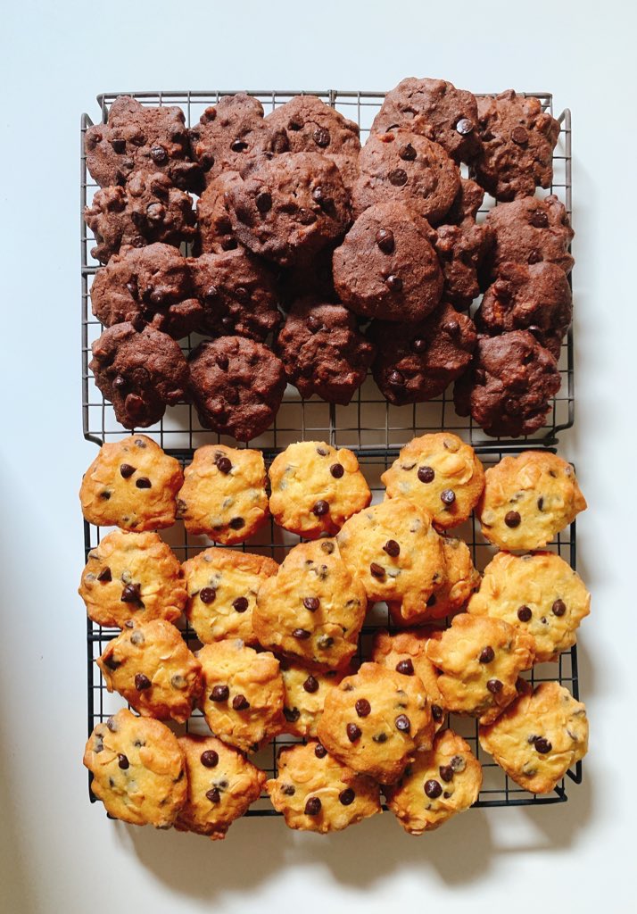 koge361's tweet photo. 🍪お菓子便募集します🍪
関東発60〜80サイズクール便着払いにて受け取ってくださる方募集しますっ
詳細は画像にて。

フォロー＆リプで参加
面白いな、この人気になる、食べてもらいたいと思うような方にプレゼントします🎁

〆切は明日の私の気分次第です🫣
添付写真は過去の物です。 https://t.co/GyAYPDwRPr