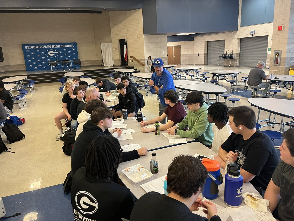 CoachGriffGHS's tweet photo. @drantbradley @GTEagleFootball Wednesday mornings are early morning character lessons before workout. Thursday mornings are a review of the homework with their position coaches over breakfast after workout.  #CharacterReps #GTDNA https://t.co/9Wf7JcxAoP