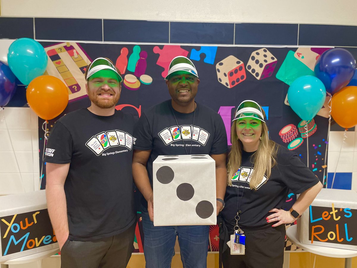 Another successful curriculum night at @BSE_Bobcats1! I love these awesome nights that are hosted by the school! @PrincipalDawes @ManinaBonnie @Brian_Eisele_ @nicholslauren18 @brandyrawlings #bsebobcats #risdweareone #familygamenight
