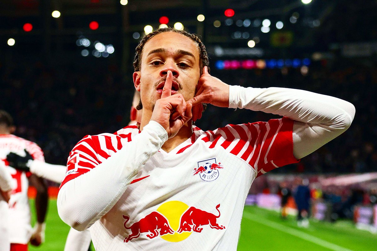 ActuFoot_'s tweet photo. 🚨 Xavi Simons 🇳🇱 a en réalité été prêté pour 18 mois au RB Leipzig, soit jusqu’en décembre 2024.

Il est fort probable que le PSG tente de le faire revenir plus tôt, dès cet été.

(@AbdellahBoulma) https://t.co/r18Df1ODeQ