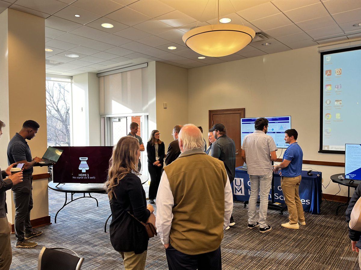 msbiomech's tweet photo. First digital poster session for the day, presented by @optitrack!! https://t.co/45BkXugBKK