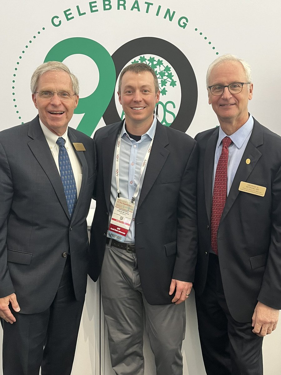 ABOSortho's tweet photo. Happy to welcome @AAOS1 Social Media Ambassador @jointdocShields to the ABOS booth! #AAOS2024 https://t.co/3mnAz6c04E