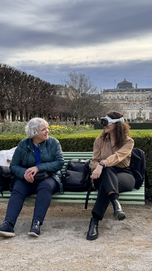 Mom seeing my VR self for the first time 💜
