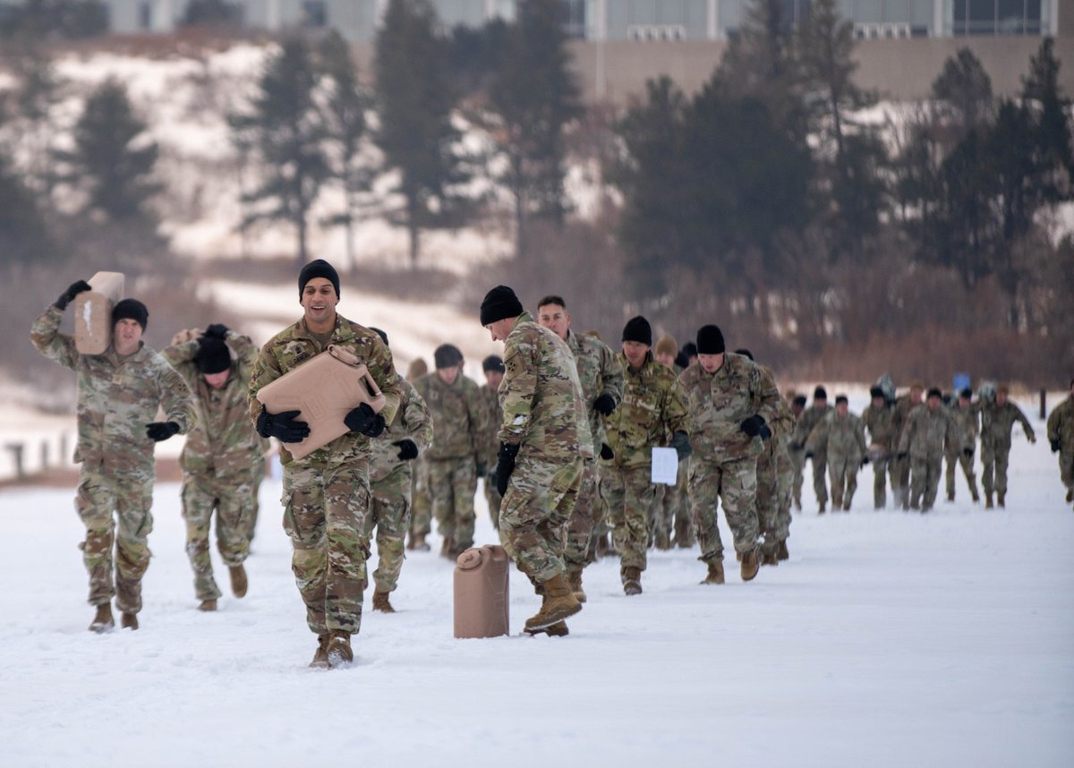 4thInfDiv's tweet image. Mission accomplished! Senior leaders of the 4th Infantry Division wrap up the #4ID Ivy Arc Culture event, paving the way for Ivy Culture, lethal teams, peak partnerships, ready people and innovative minds. 
•
#IvyArc | #IvyPeople | #IvyTeams | #IvyMinds | #IvyReady 
•