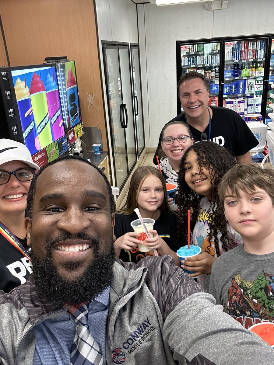 _JoshuaBing's tweet photo. Slurpees for Scores!! Over 300 Falcons took a walking field trip to 7/11 to celebrate mid year growth!  Thank you to Conway 7/11 for the partnership. https://t.co/09zYIVJcr5