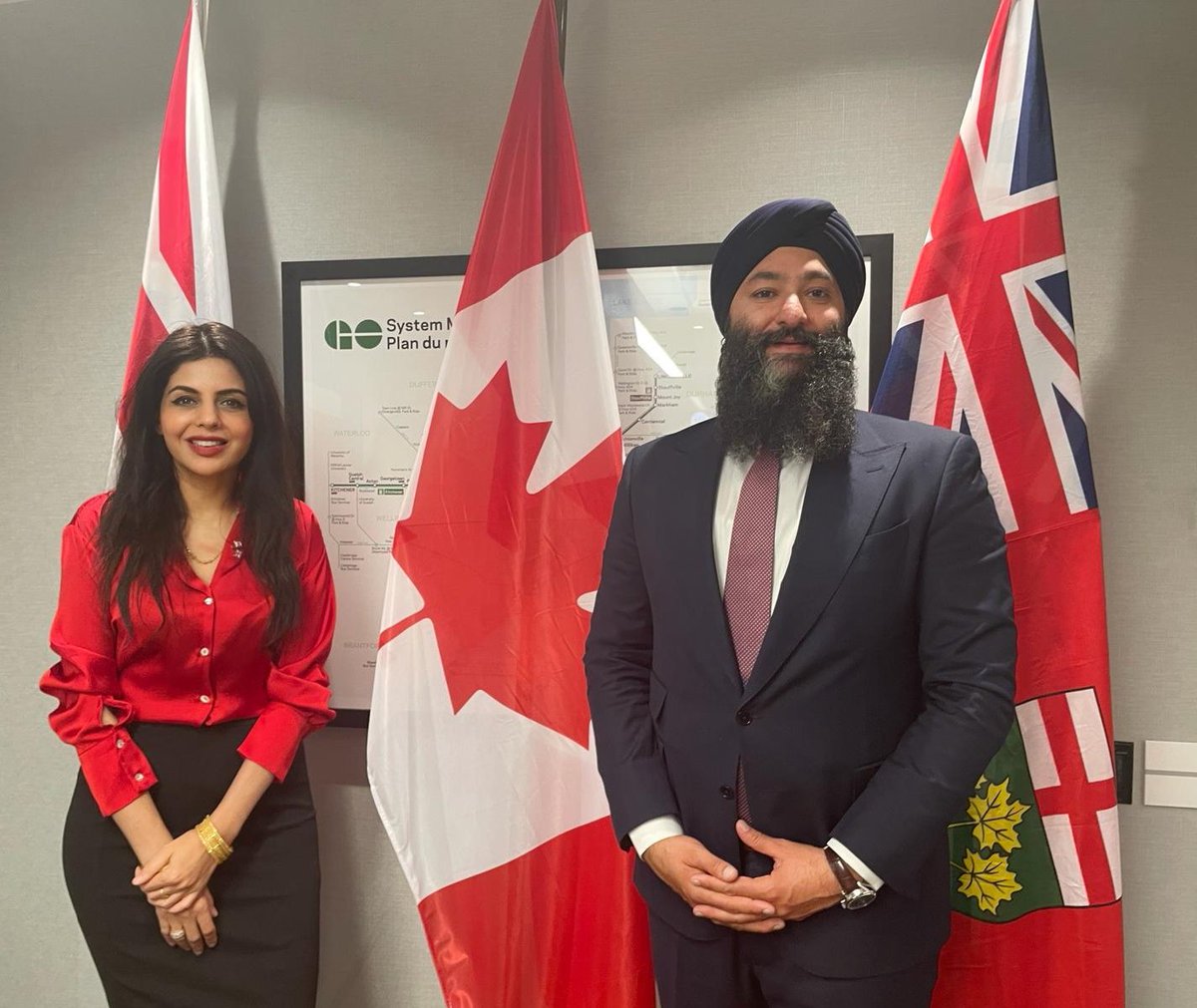 YounisFouzia's tweet photo. So #DYK Ontario has one of the biggest public transport projects in π with $70bn committed for next 10 yrs?
Fab mtg Minister for Transport @PrabSarkaria to talk how π¬π§ companies are supporting GO train & subway extensions in GTA; & where we can do more π
π¬π§π¨π¦ #buildinglinks https://t.co/VtP28haACn