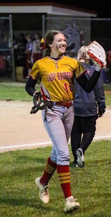 Say Hello to Uncommitted 2025 Addy Uhlmeyer (RHP/2B). Addy continues to impress with her combo of spin and speed (60+) in the circle while playing basketball and being an All State track athlete for North Shelby HS. @AdelleUhlmeyer fastpitchprofile.com/AdelleUhlmeyer