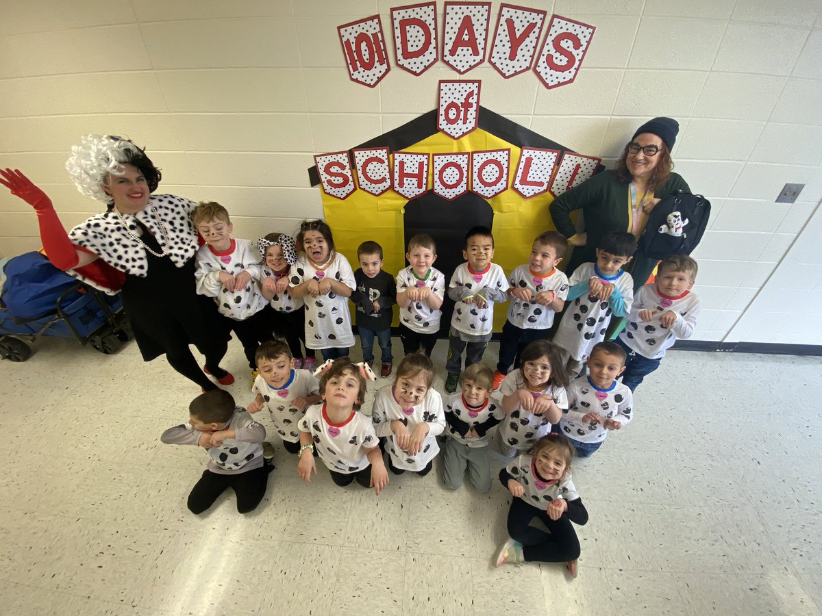 MissDiNoto's tweet photo. We are 101 Days Smarter!!! ❤️🐾 @goledgeview https://t.co/tuP3enhxIT
