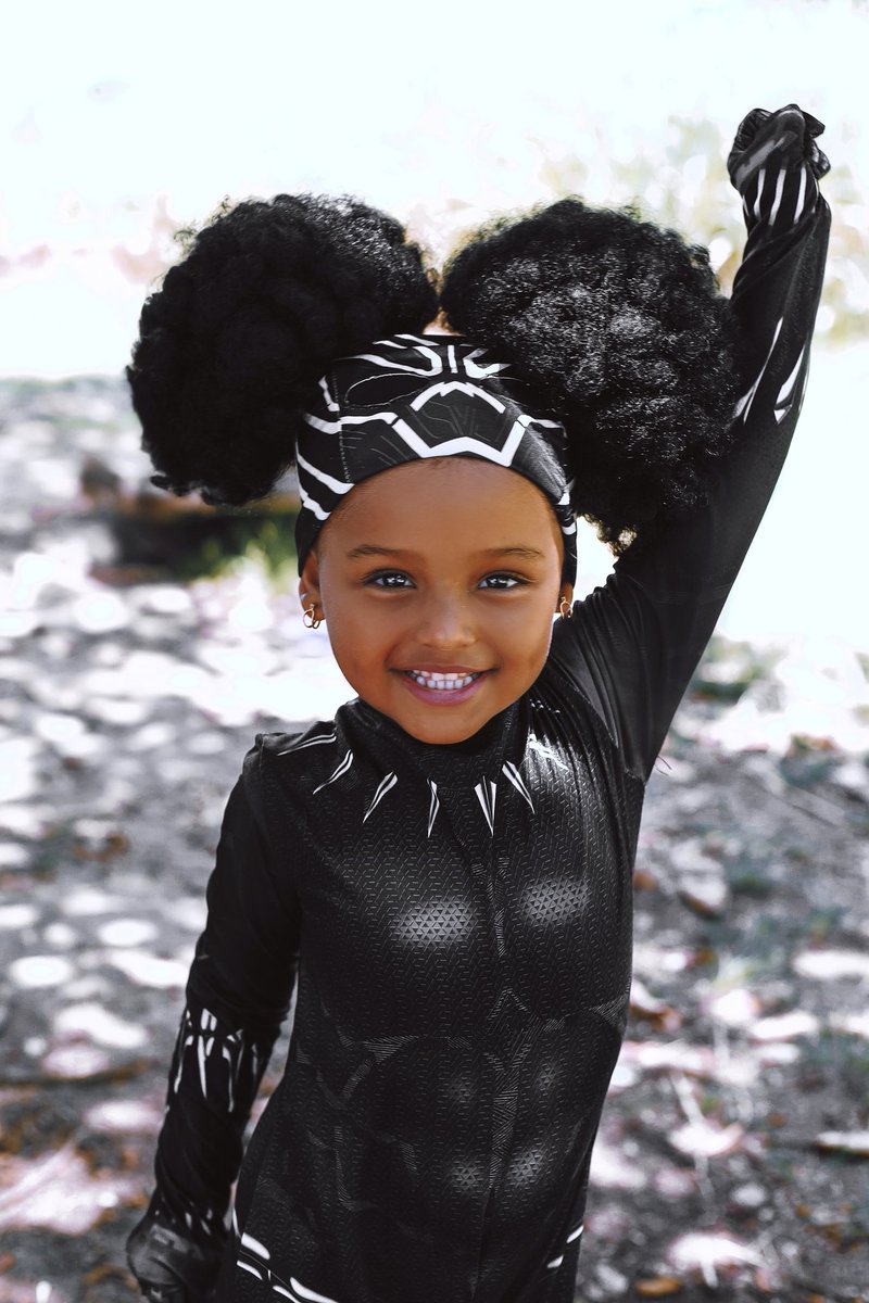Rwalkers's tweet photo. Simplesmente a Panterinha negra que fotografei 🖤🤏🏾 https://t.co/u7i1TGf5OW