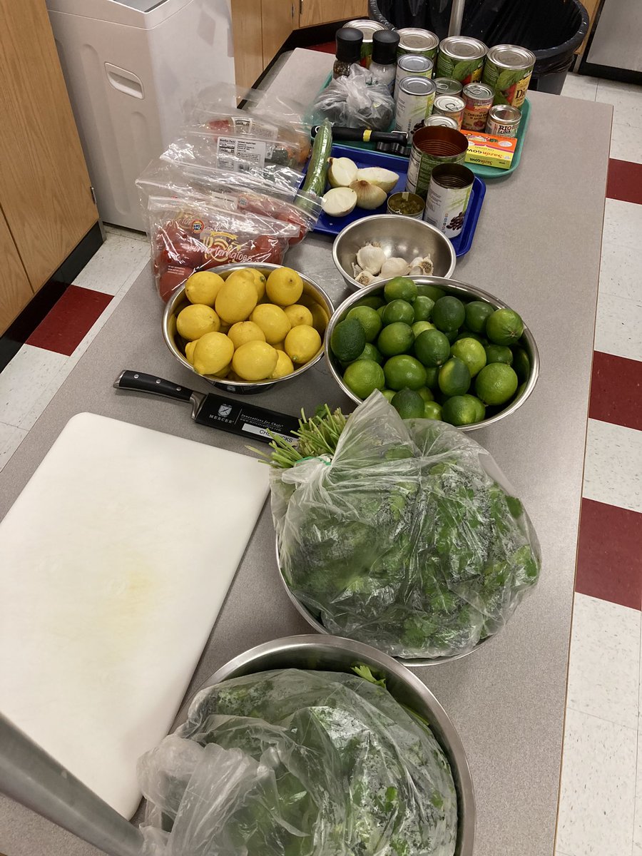 Miss Hicks tweet media