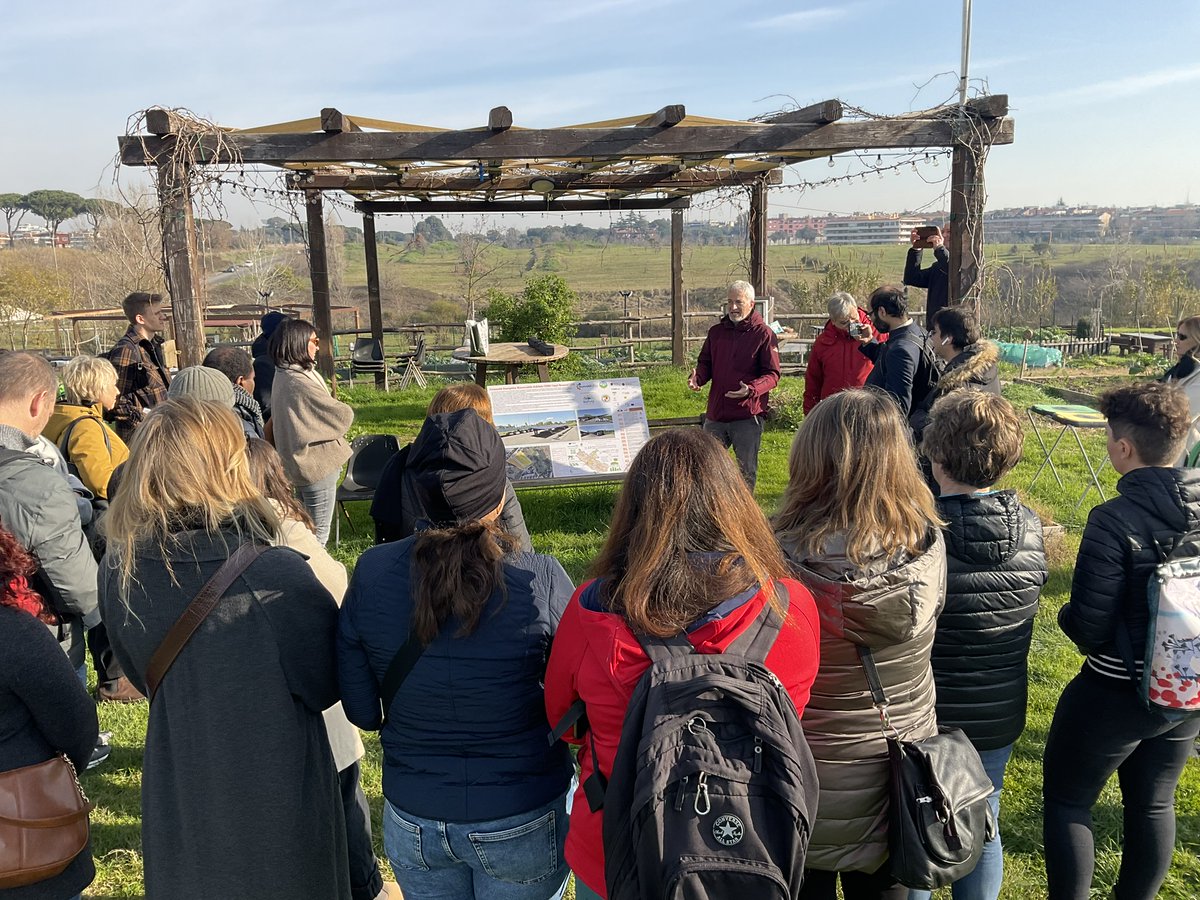 flaviros's tweet photo. GRAZIE! Francesco Colangelo  di VivereIn orto urbano di Casal Brunori Ix municipio di Roma per il  bellissimo video che ha realizzato sulla visita degli stakeholder di @Sun4All_EU  Project. 
https://t.co/q1NyCdqjIQ https://t.co/QhjqLGYgcs