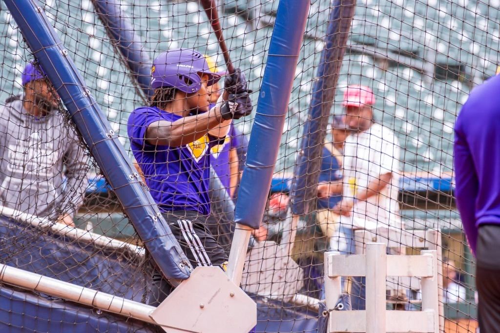 PVAMUPanthers's tweet photo. PVAMUBASEBALL: Practice makes perfect, and the Prairie View A&amp;M Baseball team is leaving no stone unturned before tomorrow's big season opener! 🌟 https://t.co/vi1mG4bvWR