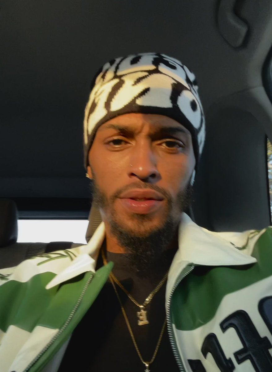 the_goodguyy's tweet image. press me .