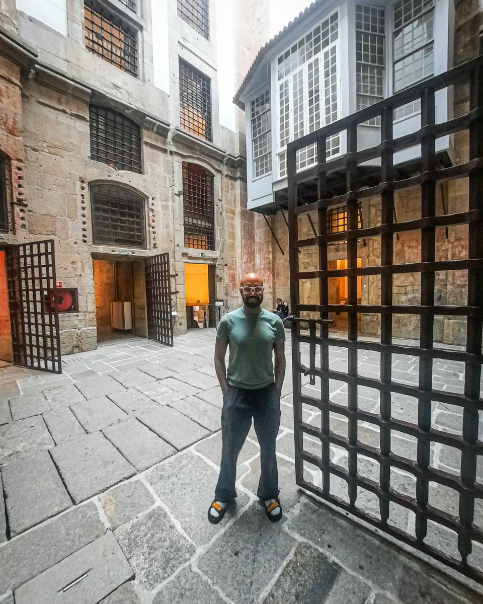 Mientras países en América Latina se enorgullecen por construir nuevas cárceles, Portugal convirtió una carcel en el Centro Portugués de Fotografía porque han entendido el poder transformador de las artes y la cultura como medio para  prevenir violencias y promover la paz.