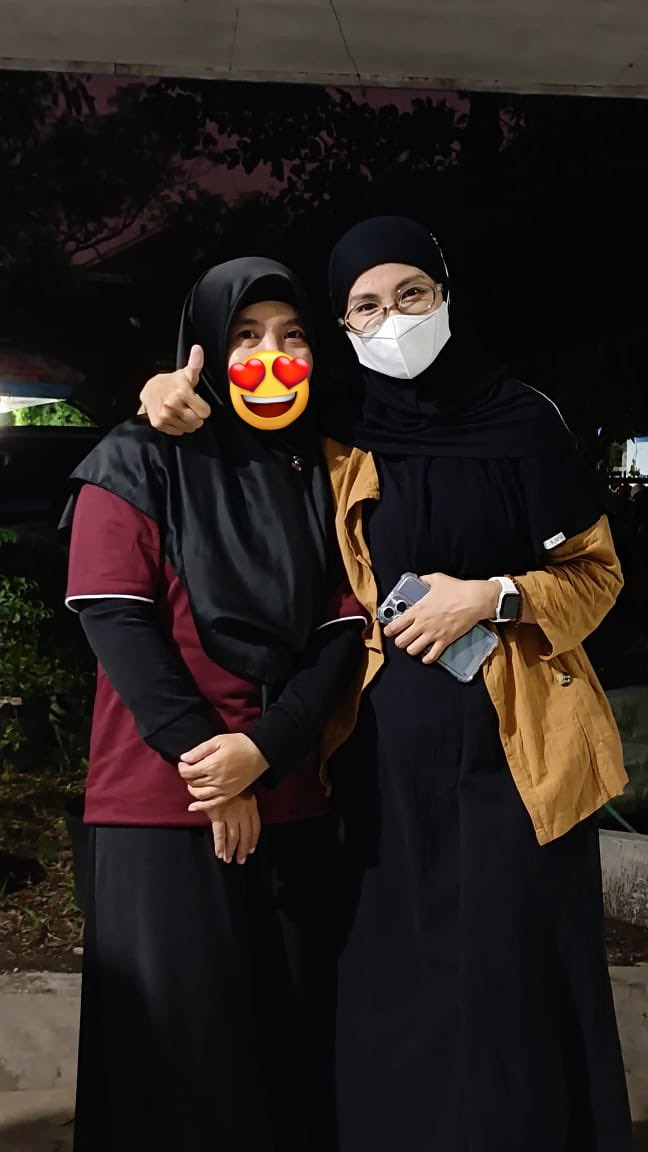 myutwi's tweet photo. @ohmybeautybank Dis! Murah nyaman dipake diklat seharian ditempat non AC. Slapslup juga https://t.co/MgHBFD0CCq