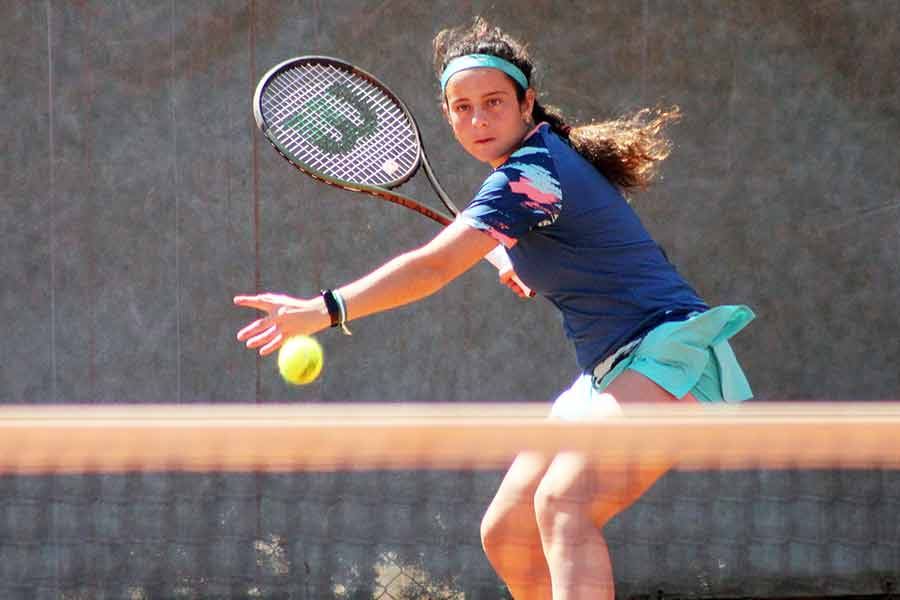 NOTICIAS (Atrasado, 2 de agosto).-Corto recorrido en el cuadro final del Internacional de Leiria / Segunda ronda de cuadro final (peketenis.com/2023/08/02/cor…) <a href="/tenispeke/">PEKETENIS</a> <a href="/WilsonTennis/">Wilson Tennis</a> <a href="/WilsonTenisEsp/">Wilson Tenis España</a> <a href="/fattenis/">#TenisAndalucía</a> <a href="/rnadalacademy/">Rafa Nadal Academy</a> <a href="/EqueliteFerrero/">EF</a> <a href="/GlobalCollegeUS/">Global College USA</a> <a href="/JomaSport/">Joma Sport</a>