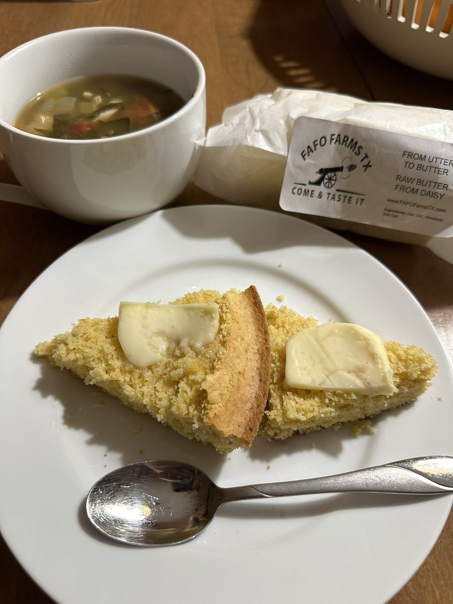 yourminuteisup's tweet photo. Y’all, this butter is absolutely amazing. You must get you some! 🤤 @FAFOFarmsTX https://t.co/JIEUP2VPBD