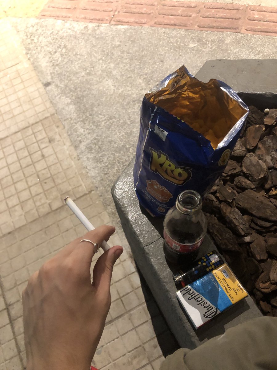 yagsemrumo's tweet photo. Combo de quem trabalha com atendimento ao público https://t.co/AwB8KKPLkc