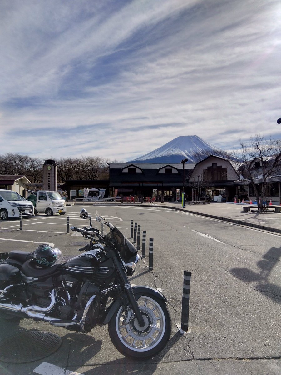 kado0824's tweet photo. 最高!

#道の駅朝霧高原 https://t.co/RUYroPqDff