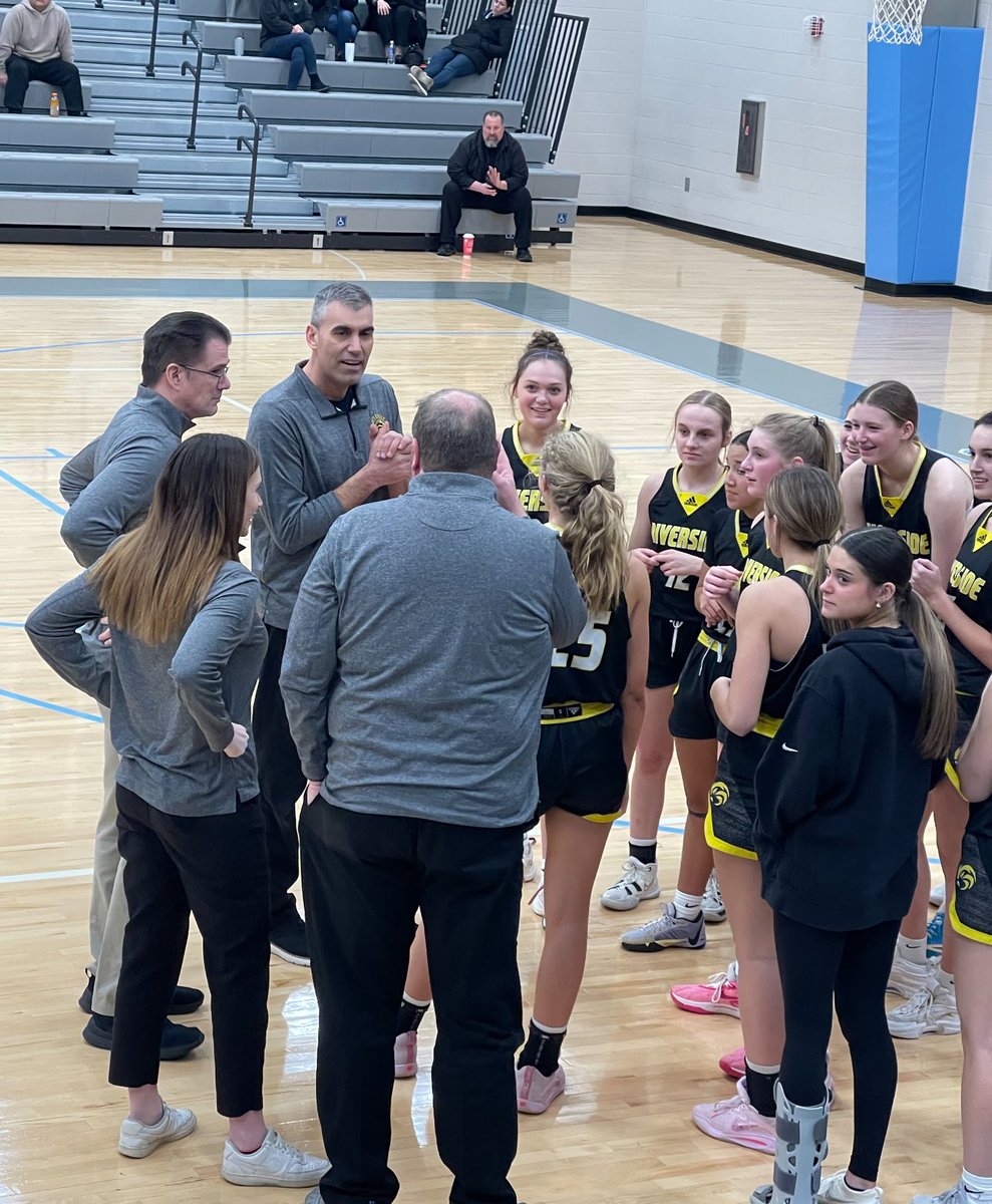 Coach Fulton (@brianfulton34) on Twitter photo Congratulations to <a href="/savanahlaurenty/">savanah</a>. She grabbed her 1000 career rebound tonight in a win against South.🏀💪🖤💛🦫
<a href="/RHSCourtsideCLB/">Courtside Club - Riverside HS Girls Basketball</a> <a href="/Riverside_athl/">Riverside Athletics</a> <a href="/RHS_beavers/">Riverside HS</a> <a href="/RLSD_Beavers/">Riverside Schools</a> <a href="/C_Rateno/">Chris Rateno</a> Congratulations to <a href="/savanahlaurenty/">savanah</a>. She grabbed her 1000 career rebound tonight in a win against South.🏀💪🖤💛🦫
<a href="/RHSCourtsideCLB/">Courtside Club - Riverside HS Girls Basketball</a> <a href="/Riverside_athl/">Riverside Athletics</a> <a href="/RHS_beavers/">Riverside HS</a> <a href="/RLSD_Beavers/">Riverside Schools</a> <a href="/C_Rateno/">Chris Rateno</a>