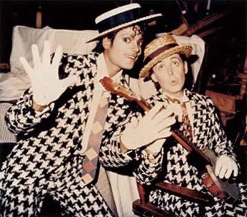 paul &amp; linda mccartney with michael jackson 
during the making of the “say, say, say” mv
‘83