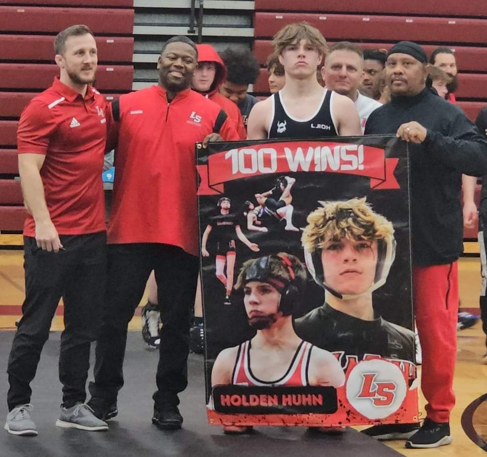 Official La Salle Wrestling Page tweet media