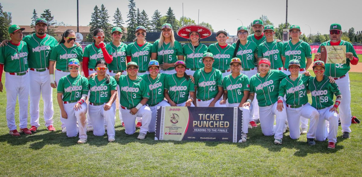 fergalindog's tweet photo. @rosidlcastillo @nardaandrade_ @Selenehuertav @DafneML #ComentandoLosDeportes™®✓
#BaseballWorldCupW #Canadá 
Listo el calendario ronda final IX edición Copa del Mundo
(primera vez en la historia que un campeonato se juega en 2 fases)
#SeleccionMexicana de Beisbol Femenil Mayor buscará también hacer historia
#VamosMéxico #KiVi16F https://t.co/8THey0POW1
