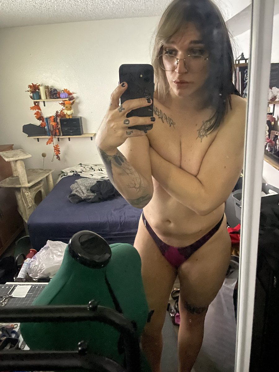 IsabelleDivine's tweet photo. #nsfw #nsfwtw #nsfwtwt #onlyfans #onlyfansbabe #onlyfansgirl https://t.co/UQk0oZ1lxG