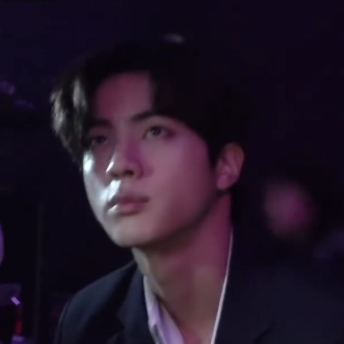 NoExitJin1213's tweet photo. 석진이에게 집중하련다
이미지 트레이닝중
#OnlyJin
#TheAstronaut #JIN #방탄소년단진 @bts_twt https://t.co/cUNC2qnhJ0