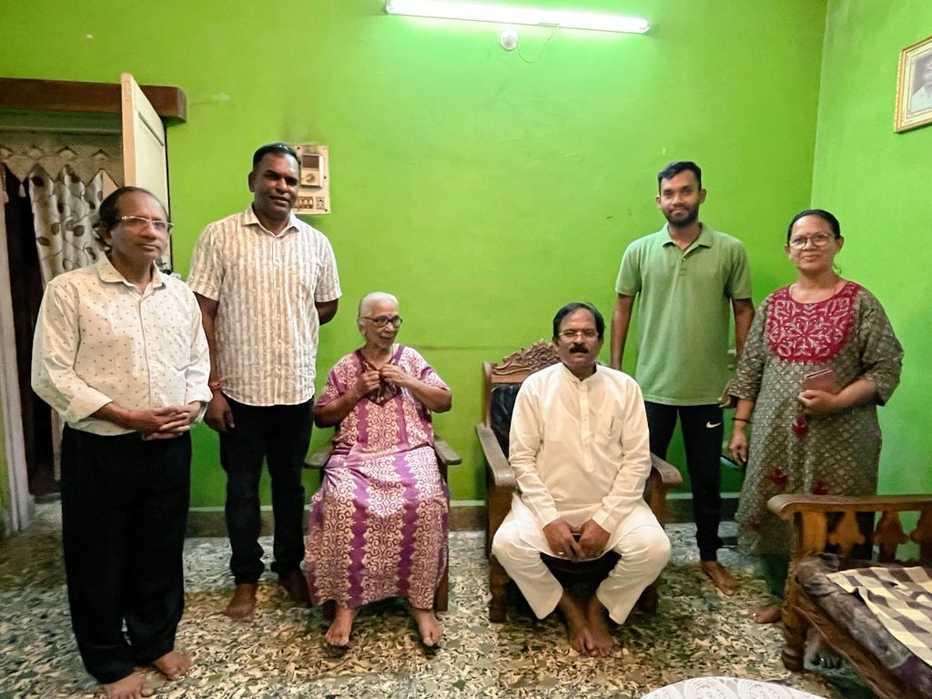 Visited by Hon' MP Lok Sabha North Goa Constituency- Shri. Shripad Naik <a href="/shripadynaik/">Shripad Y. Naik</a>, <a href="/ssssoindia/">Sri Sathya Sai Seva Organisations, India</a> SSSSO Goa SP- Shri. Mahesh Pawaskar, VP Carambolim Panch- Shri. Jayesh Naik, among other <a href="/BJP4Goa/">BJP Goa</a> karyakartas in the run for the up close 18th Lok Sabha Elections 2024.