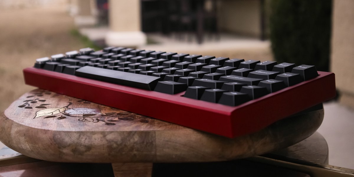 FloeBoards's tweet photo. Axiom Studios Typ65+
Linworks White on Black
https://t.co/Yxs4zXWGcw https://t.co/9umIpok46Y