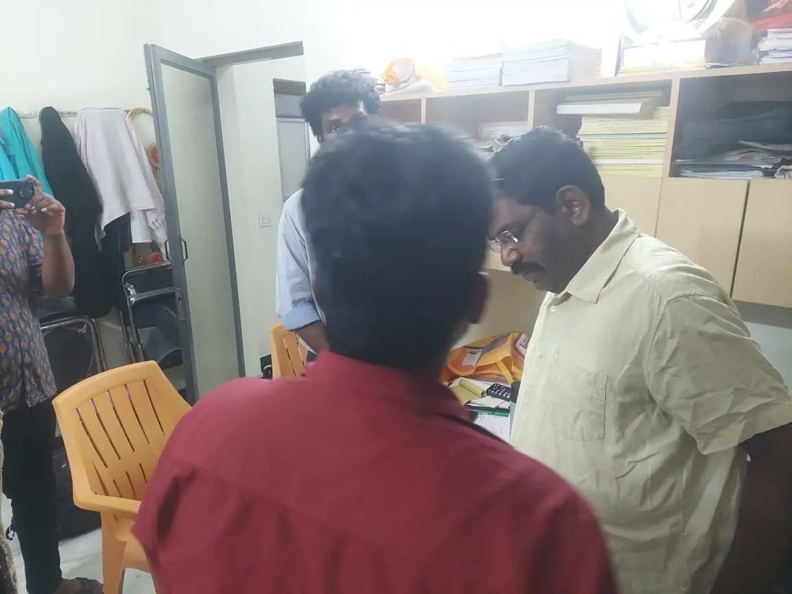UthaySakthi's tweet photo. மாண்புமிகு காட்டுமண்ணார்கோவில் விடுதலைச்சிறுத்தைகள் கட்சி சட்டமன்ற உறுப்பினர் திரு சிந்தனைச்செல்வன் MLA அவர்களைச் சந்தித்து 
தமிழ்நாடு மருத்துவ பணியாளர் தேர்வாணையத்தால் 1021 உதவி அறுவை சிகிச்சை மருத்துவருக்கு தேர்வு நடைபெற்று பணி ஆணைகளும் வழங்கப்பட்டன.அதில் தமிழ்வழியில்படித்தோருக்கான இடஒதுக்க��ட்டில் (PSTM QUOTA 20%) ல்178 பணியிடங்கள் ஒதுக்கப்பட்டன.ஆனால் அந்த ஒதுக்கீட்டில் தகுதியானவர்கள் இல்லை என்று  நிராகரிக்கப்பட்டது 

தமிழ்நாட்டில் மருத்துவ படிப்பு ஆங்கிலத்தில் மட்டுமே உள்ளது ,தமிழ்வழியில்படிக்க வில்லை என நிராகரிப்பது சமூகநீதிக்கு எதிரானது ஆகும்மருத்துவ படிப்பு ,துணைமருத்துவ படிப்புகள் ஆங்கிலத்தில் மட்டுமே கற்ப்பிக்கப்படுகிறது, இது மாணவர்களின் தவறு அல்ல ,2020 சட்டத்தில்லுள்ள குளறுபடியே காரணம்.
எனவே தமிழ்நாடு மருத்துவ  பணியாளர் தேர்வாணையம் மூலம் நிரப்பப்படும்   பணியிடங்களில் தமிழ்வழிக்கல்வி பயின்ற ஒதுக்கீட்டில் (PSTM QUOTA 20%) பயன்களைப் பெற 1 முதல் 12 ஆம் வகுப்பு வரை தமிழ் வழிக்கல்வி பயின்றோருக்கு PSTM QUOTA 20% பயன்பெற( 2020 amendment act) 2020 சட்டத்தில் தகுந்த  திருத்தம் செய்து புதிய அரசாணையை வெளியிட வேண்டும்விரைவில் சட்டமன்றத்தில் கவனஈர்ப்பு தீர்மானமாக கொண்டுவர வேண்டும் என கோரிக்கை வைத்தோம் .

மேலும் தாமதிக்காமல் காலியாக உள்ள 2500 மருத்துவக் காலிப்பணியிடங்களையும் நடந்து முடிந்த MRB ASG 2023 தேர்வில் தேர்ச்சி அடைந்தவர்களைக் கொண்டு நிரப்பிட நடவடிக்கை எடுக்க தமிழக அரசுக்கு விசிக சார்பாக வலியுறுத்த வேண்டும் என்றும் கோரிக்கை வைத்தோம் .எங்களது கோரிக்கைகளை செவிசாய்த்து கேட்டறிந்து உரிய நடவடிக்கை எடுக்க தமிழக அரசிக்கு சட்டமன்ற கூட்டத்தொடரில் வலியுறுத்தப்படும் என்று உறுதியளித்தார் @Udhaystalin @CMOTamilnadu
@VCKofficial_
@thirumaofficial @thirumaofficial @aloor_sha_navas @VckBalaji @ma_subramanian @amazingrajkumar
#savepstmquota_saveTNdoctor_saveTNpeople