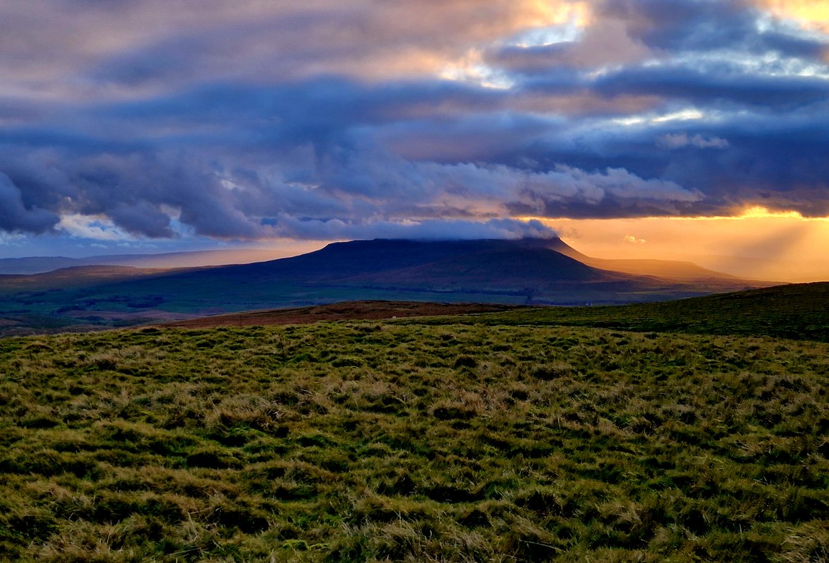 yorkshire_dales tweet picture