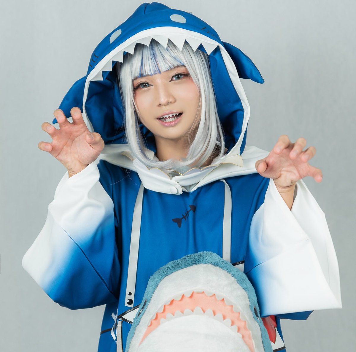 ventus_lim's tweet photo. My favorite Vtuber Gawr Gura 
And this is my cosplay since 3 years ago 
Mention: I am male  

#gawrgura #gawrt #cosplayer https://t.co/1qBrJ4FI8c